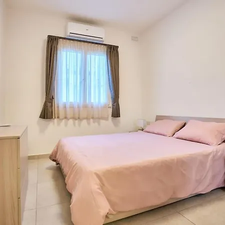 아파트 2 Bedroom St. Julians Saint Julian's