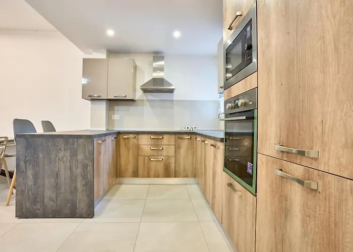 2 Bedroom St. Julians