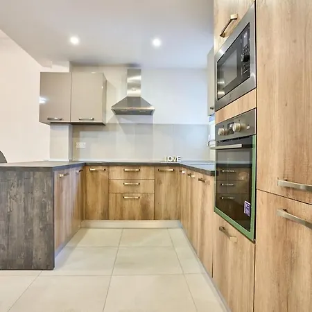 2 Bedroom St. Julians